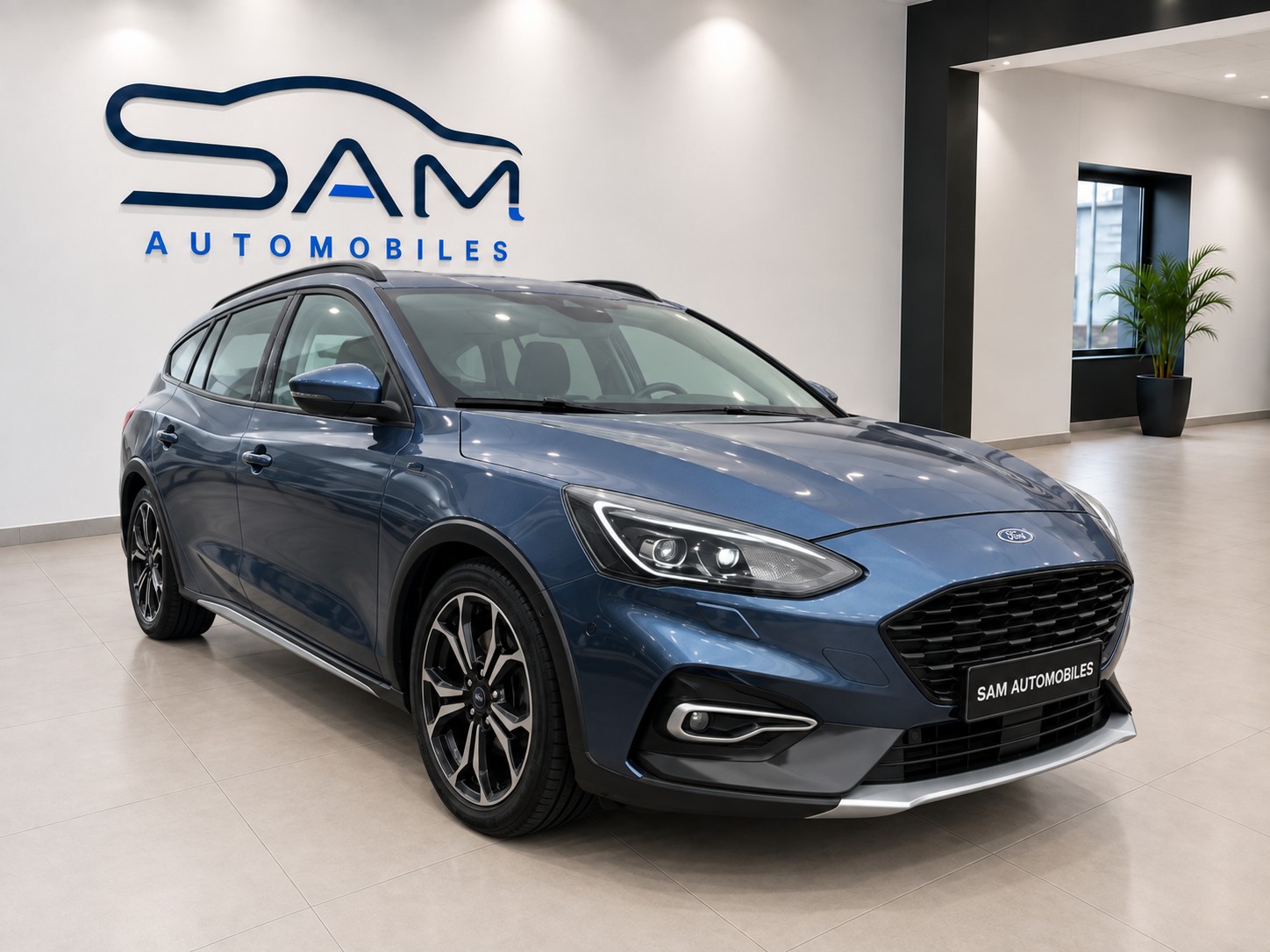 FORD Focus 1.5 TDCi Business Automatic-image-2