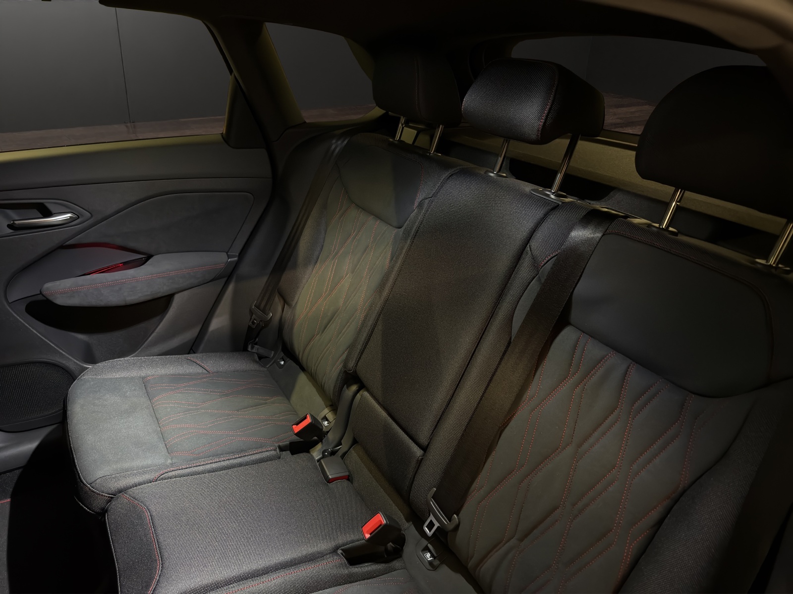 AUDI Q3 SUV 110 kW TFSI S tronic-image-10