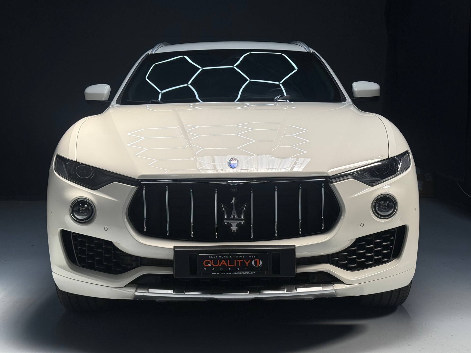 MASERATI Levante D 3.0 V6 Automatica-image-1
