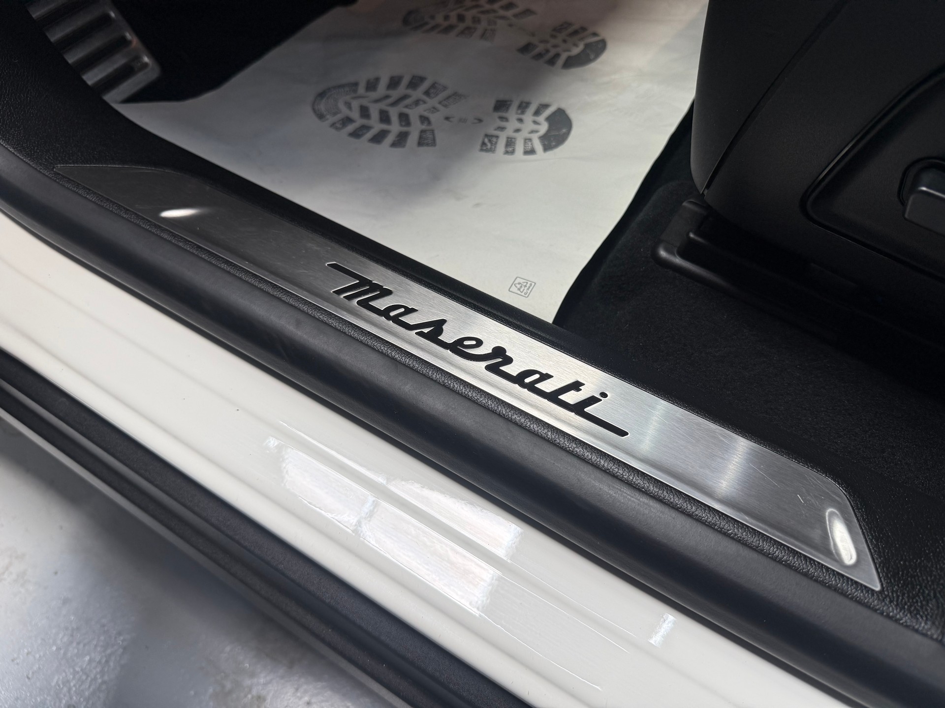 MASERATI Levante D 3.0 V6 Automatica-image-12