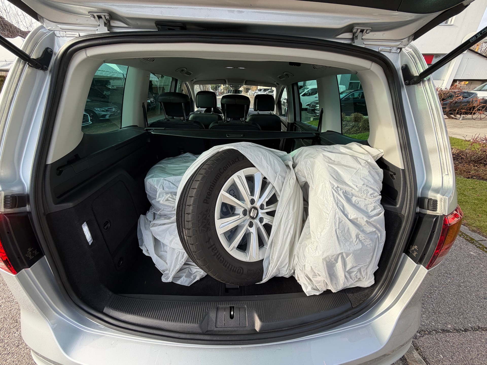 SEAT Alhambra 1.4 TSI DSG Style-image-13