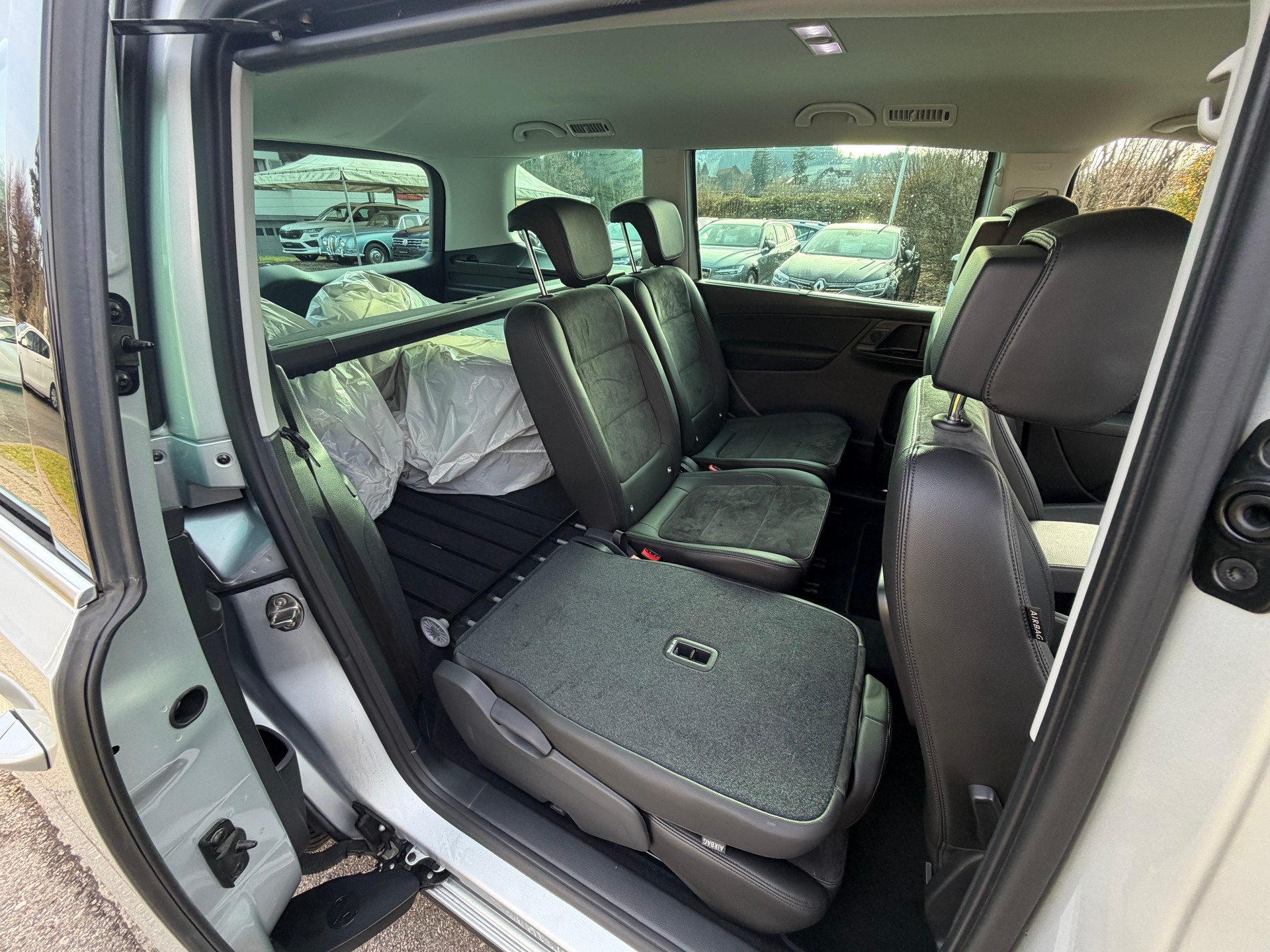 SEAT Alhambra 1.4 TSI DSG Style-image-11