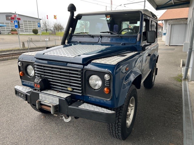 LAND ROVER Defender 90 SW 2.5 Td5