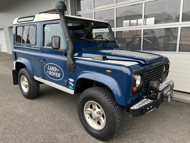 LAND ROVER Defender 90 SW 2.5 Td5-showroom-element-2