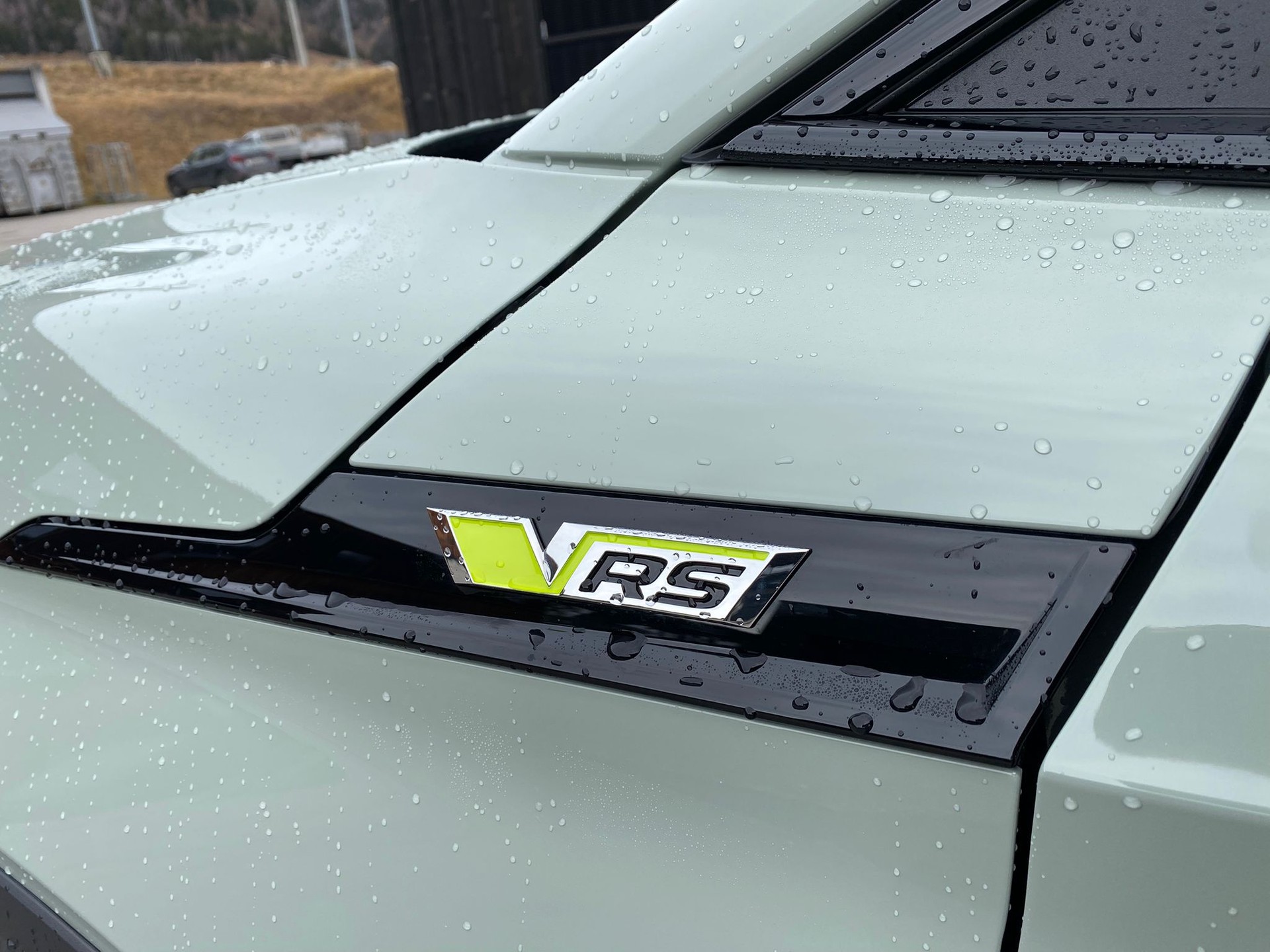 SKODA Elroq 85 RS 4x4-image-9