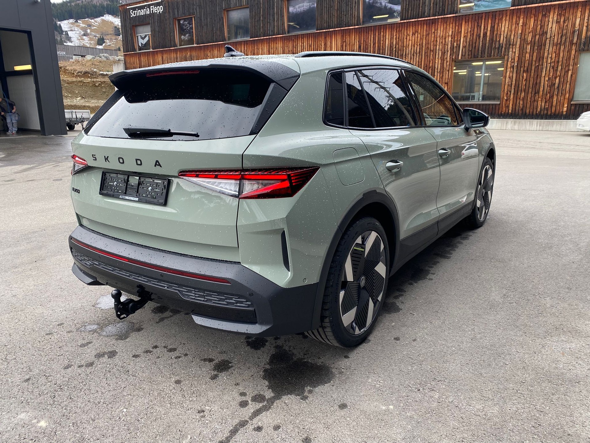 SKODA Elroq 85 RS 4x4-image-4