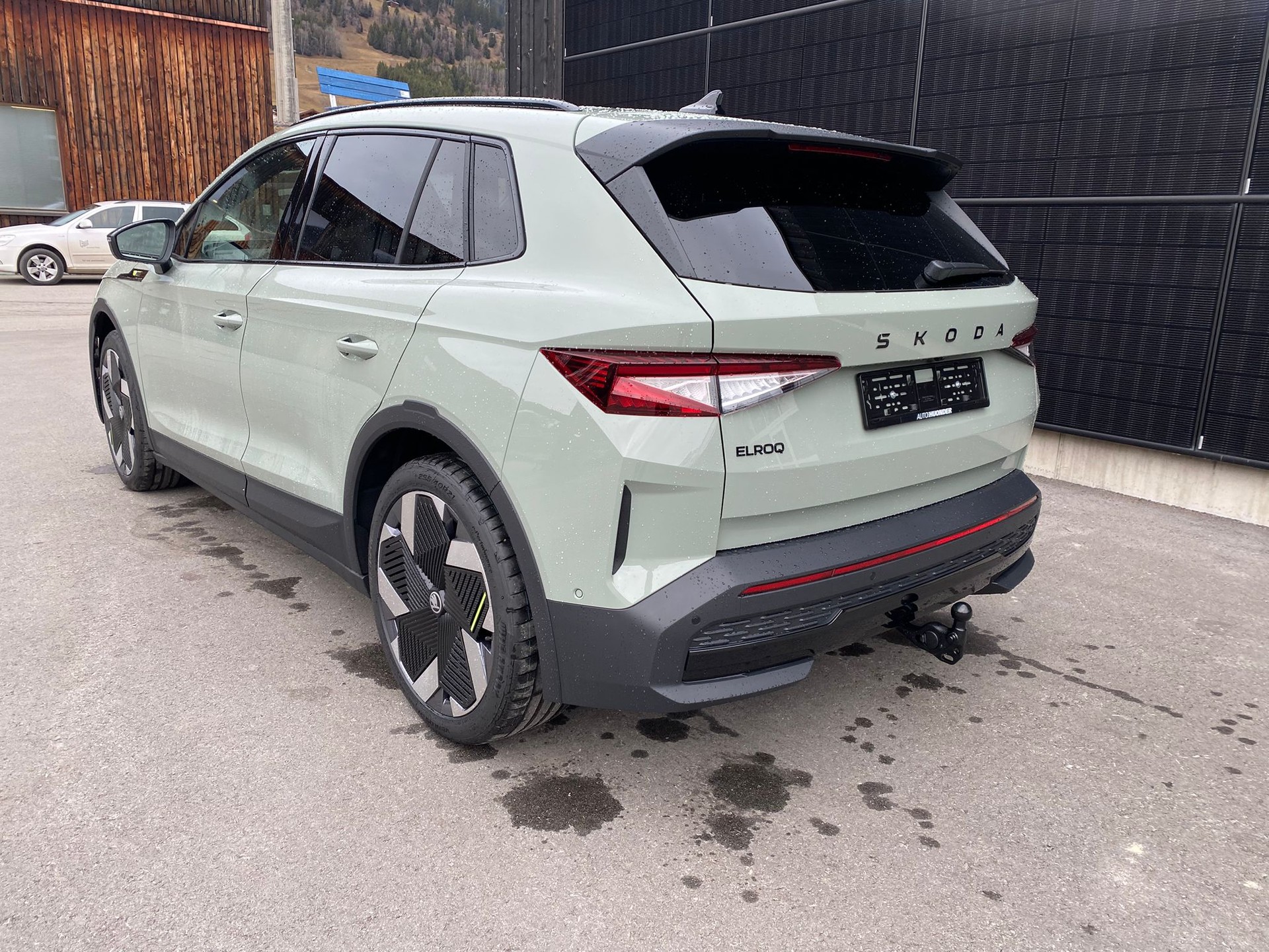 SKODA Elroq 85 RS 4x4-image-6