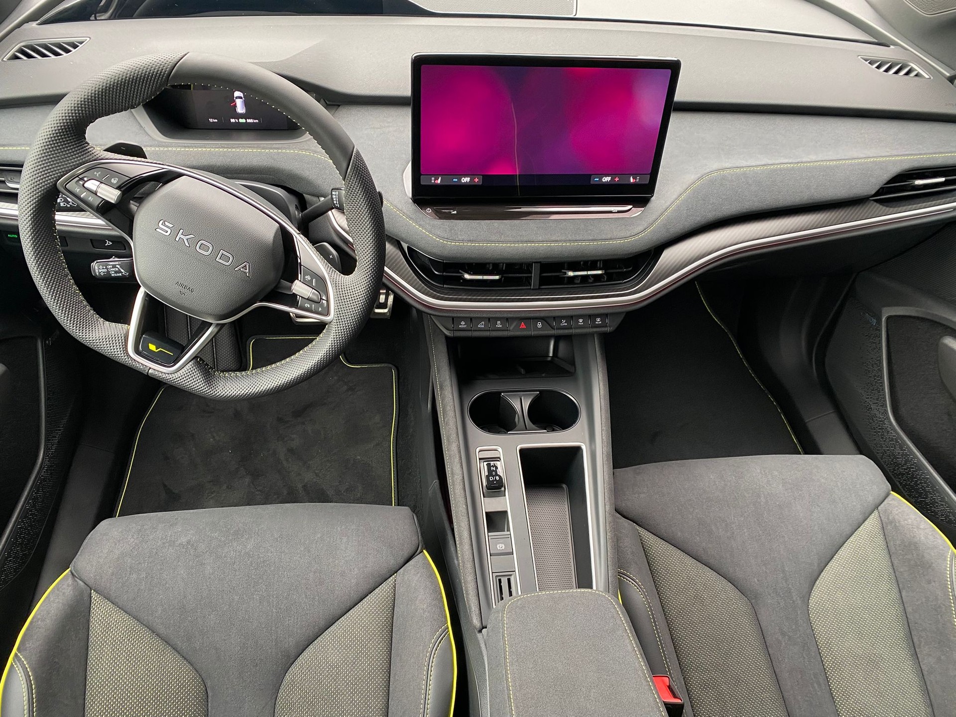 SKODA Elroq 85 RS 4x4-image-10