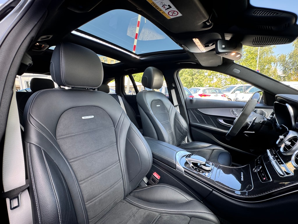 MERCEDES-BENZ C 63 S AMG-image-5