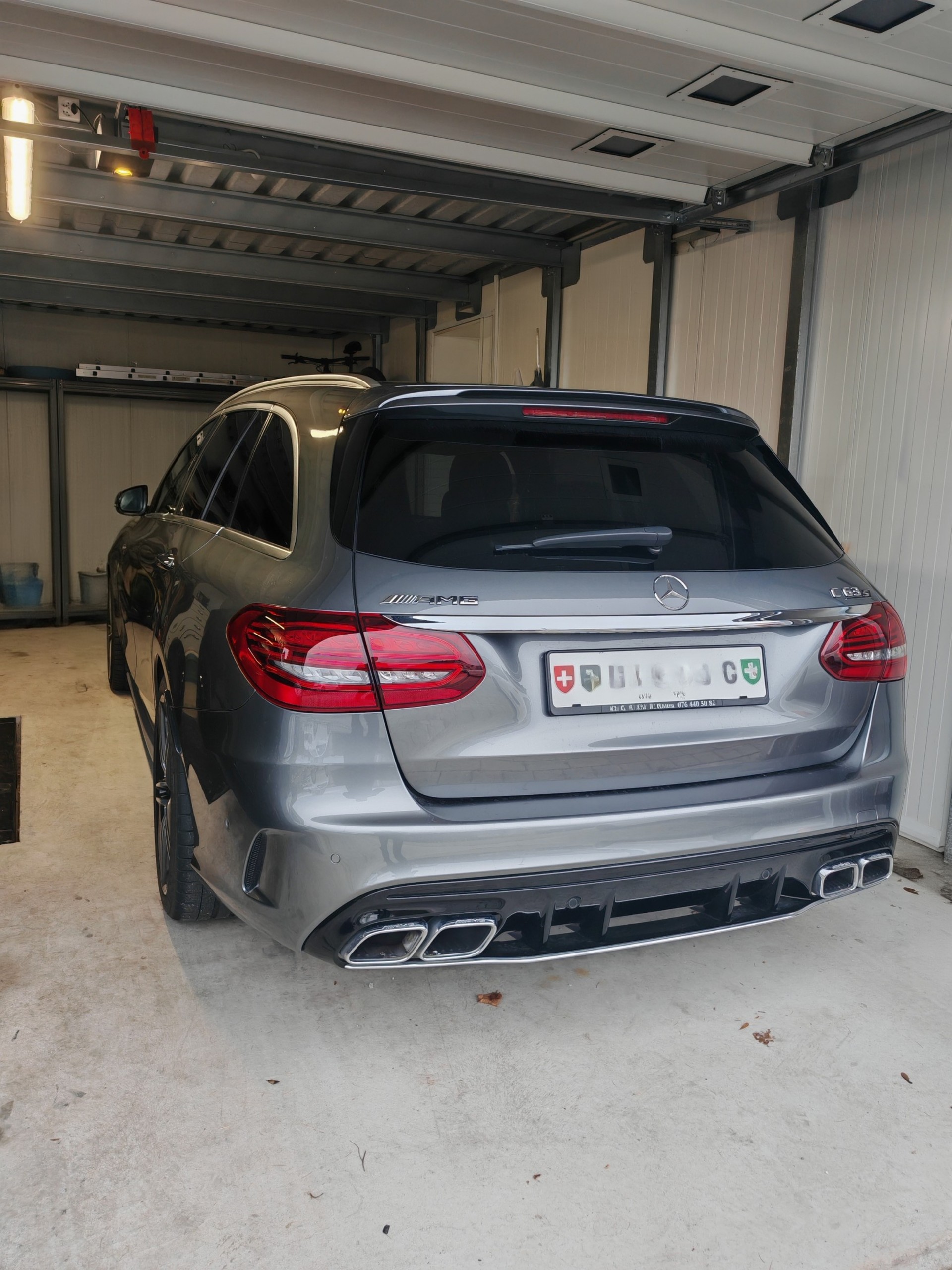 MERCEDES-BENZ C 63 S AMG-image-2