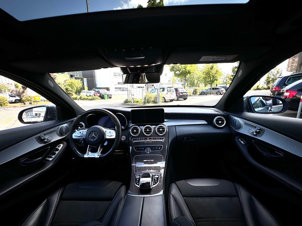 MERCEDES-BENZ C 63 S AMG-image-3