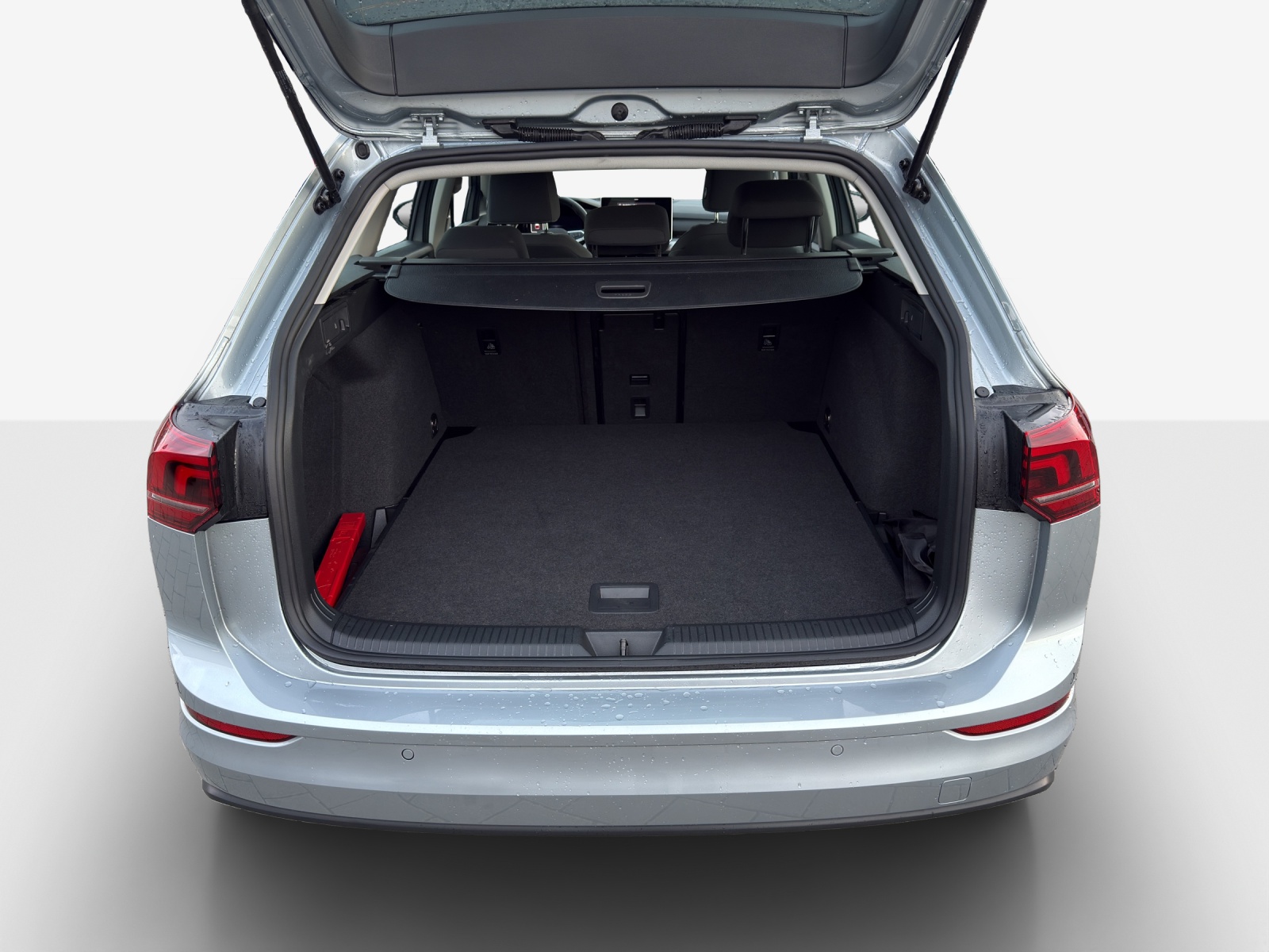 VW Golf Variant 1.5 eTSI mHEV Life-image-12