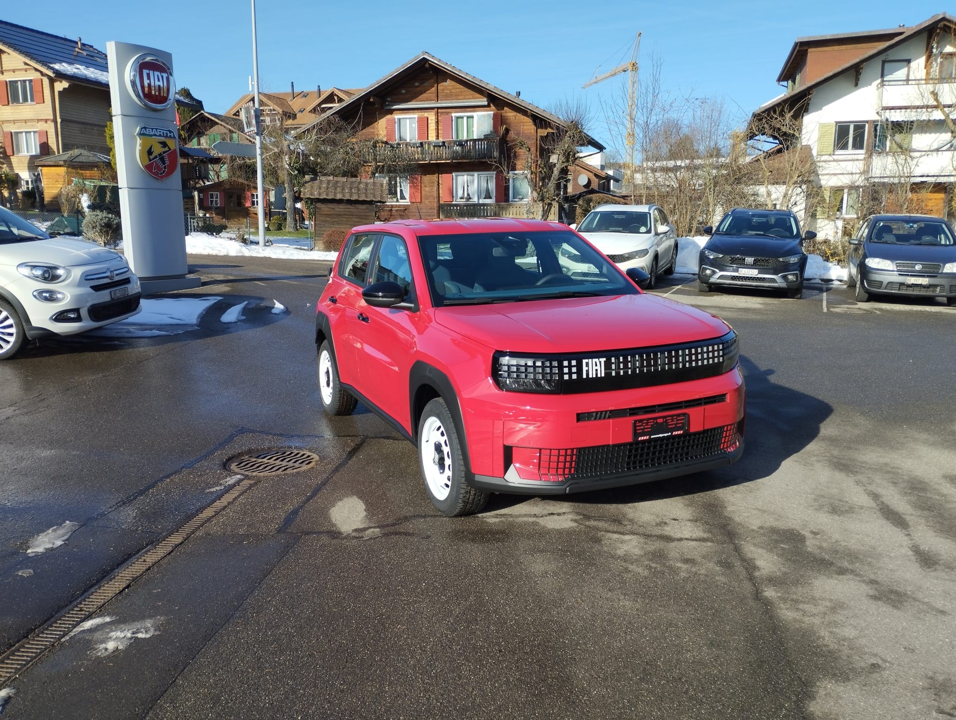 FIAT Grande Panda Elektro Red-image-2