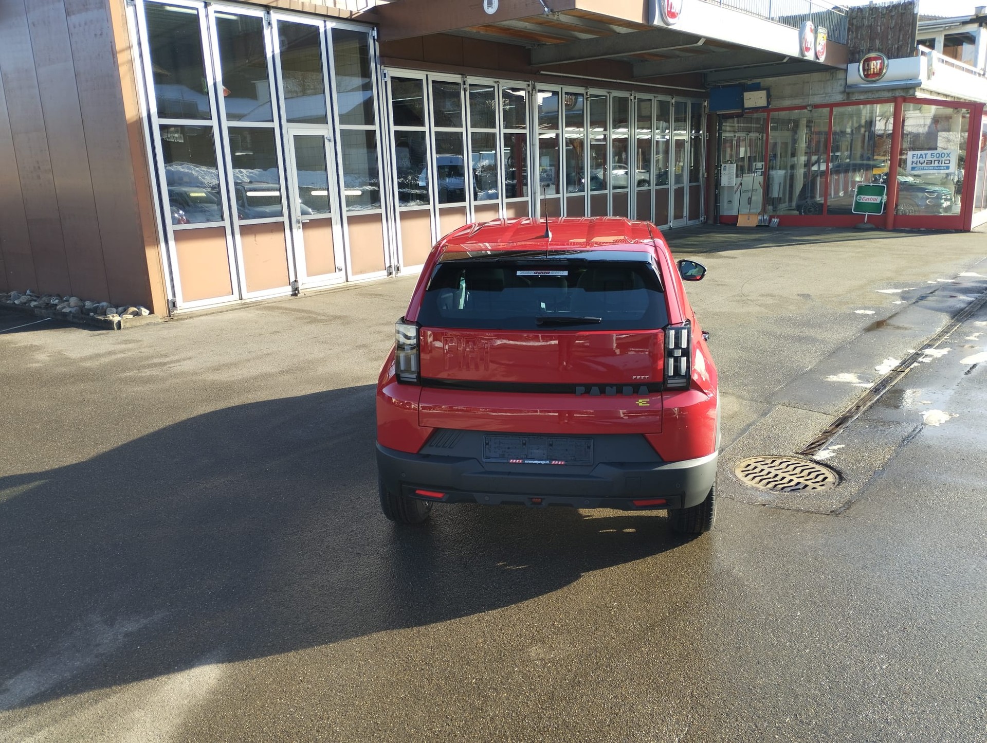 FIAT Grande Panda Elektro Red-image-8