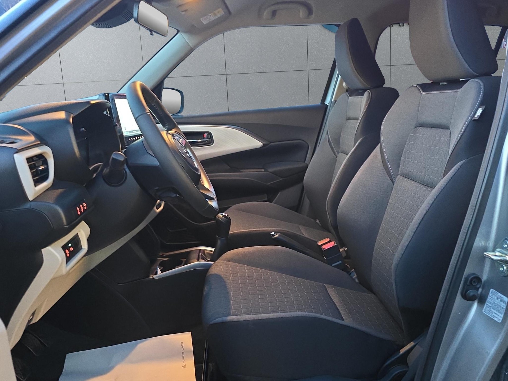 SUZUKI Swift 1.2 Sakura Top Hybrid 4x4-image-19