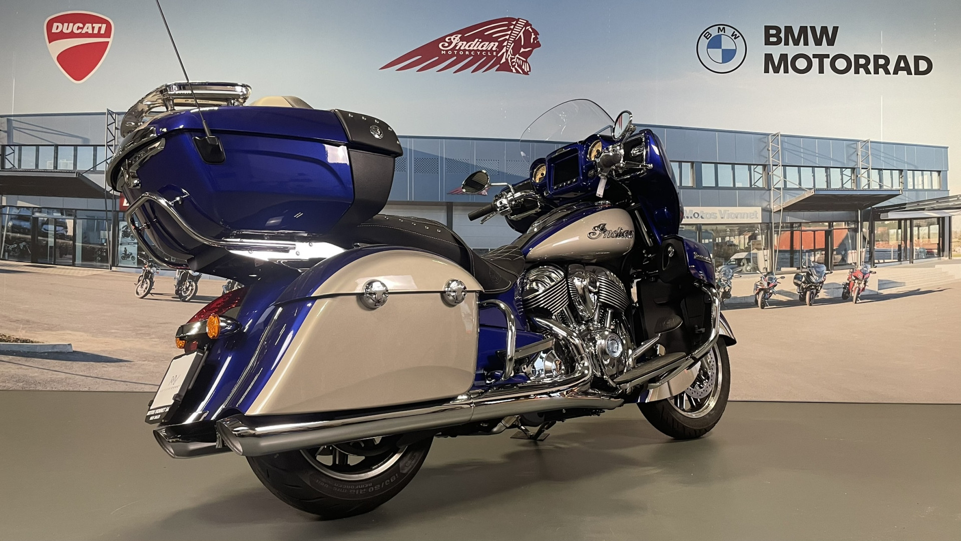 INDIAN Roadmaster-image-4
