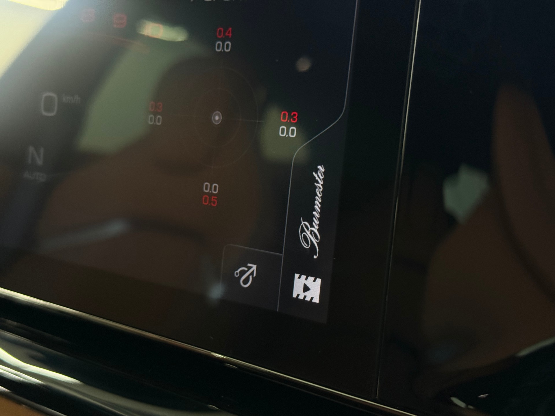 FERRARI Purosangue Atelier 6.5 V12-image-14