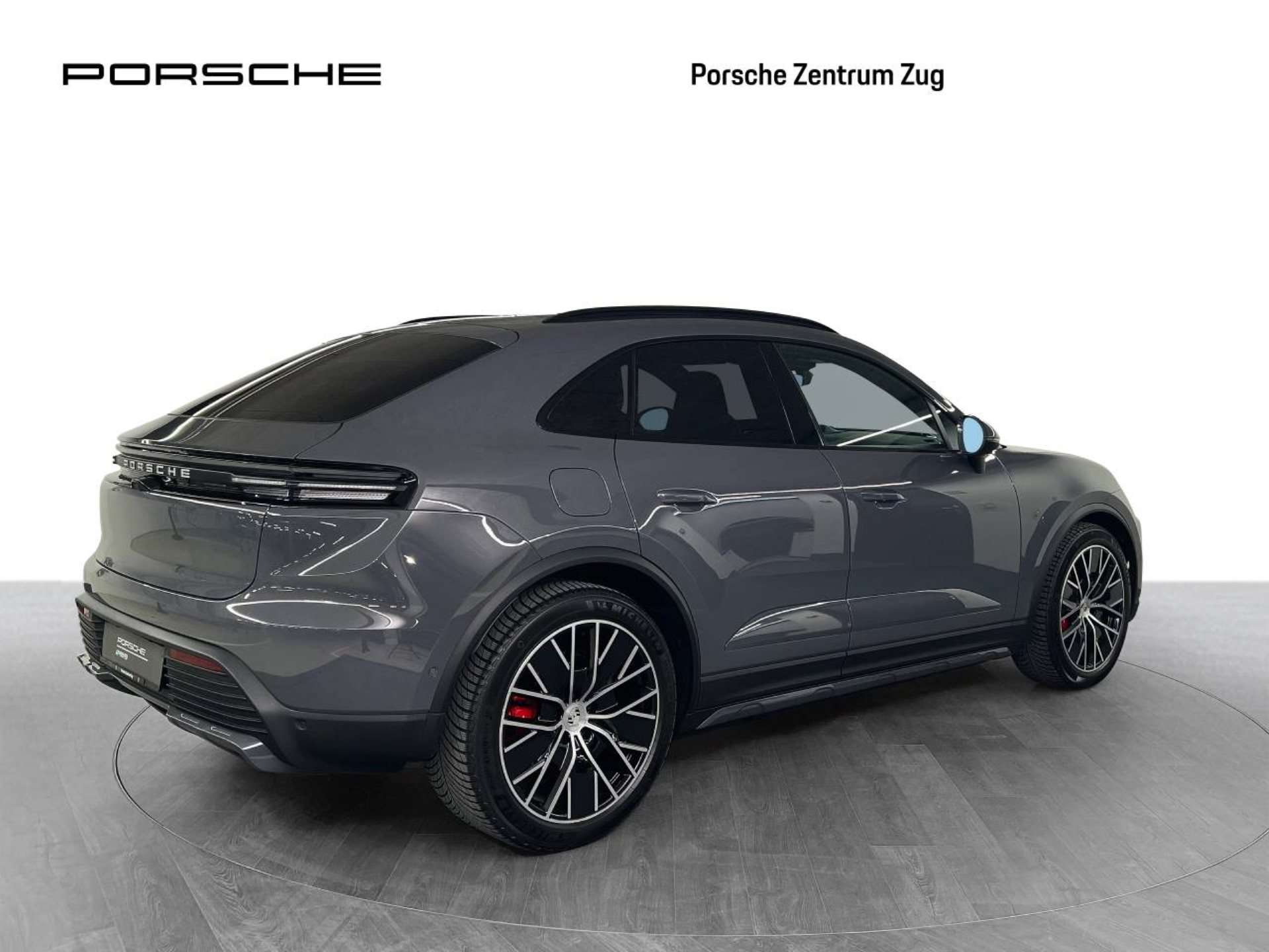 PORSCHE Macan 4S-image-8