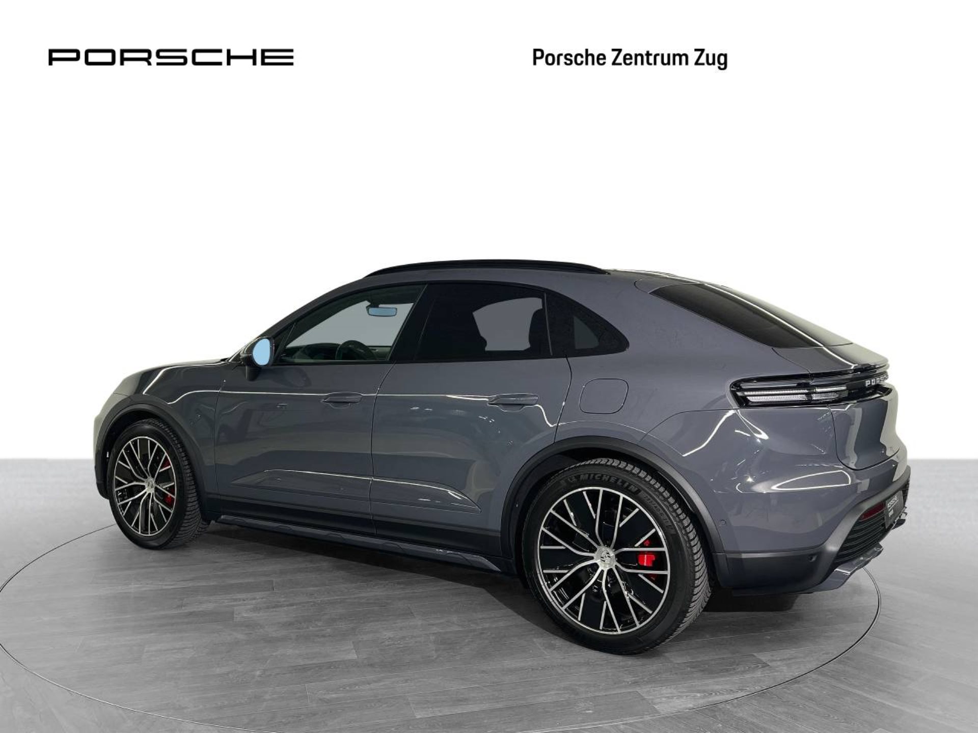 PORSCHE Macan 4S-image-2