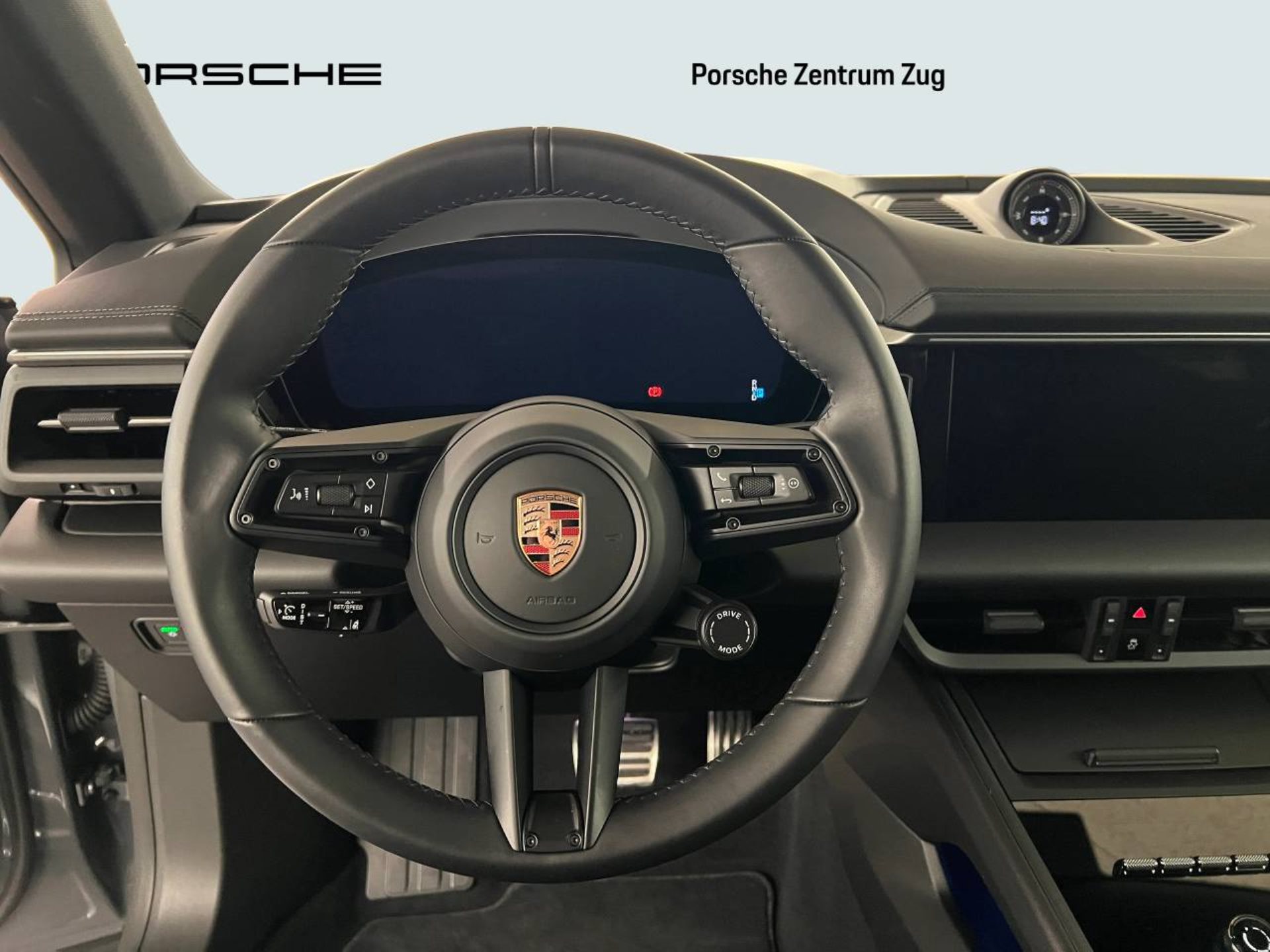 PORSCHE Macan 4S-image-15