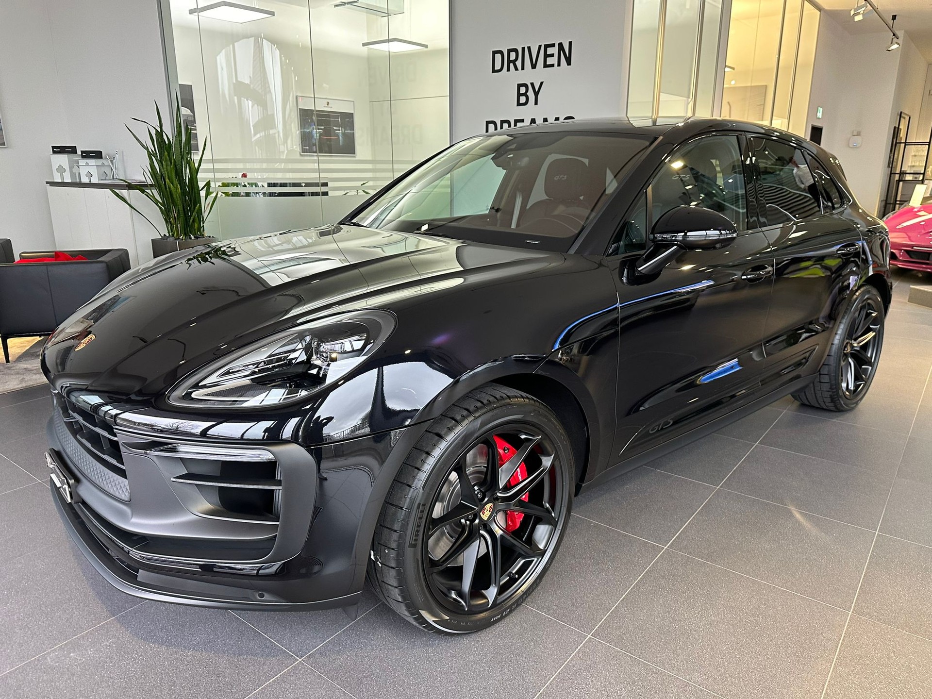 PORSCHE Macan GTS PDK-image-0