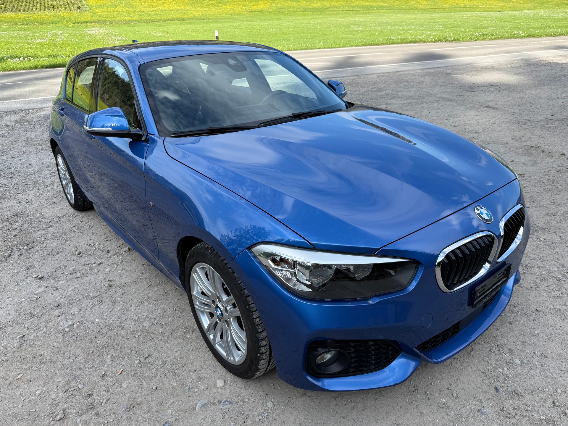 BMW 120d xDrive M Sport Steptronic-showroom-element-2