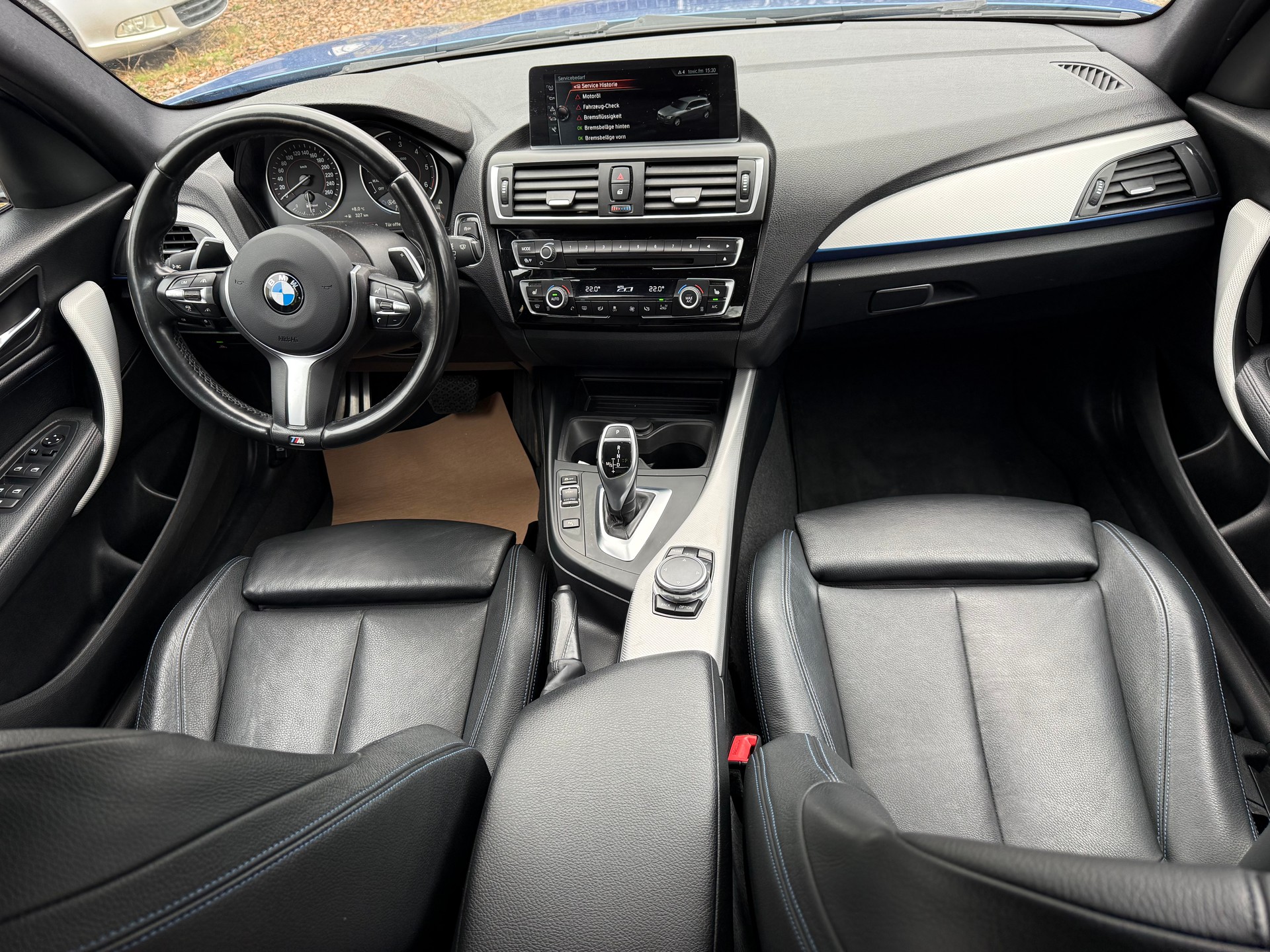 BMW 120d xDrive M Sport Steptronic-image-9