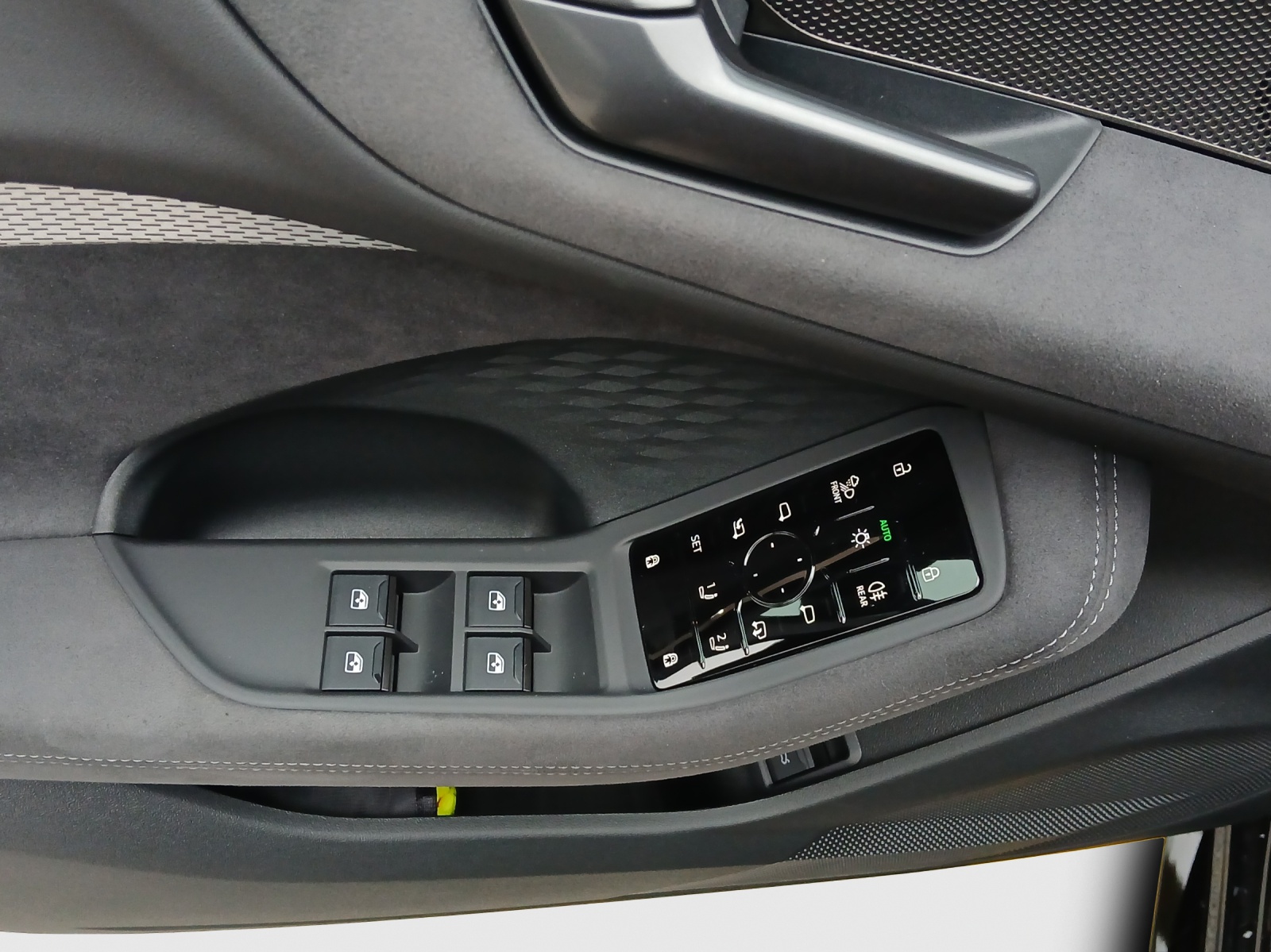 AUDI S5 Avant TFSI quattro S tronic-image-13