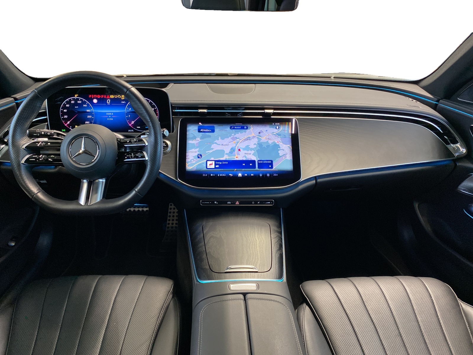 MERCEDES-BENZ E 200 AMG Line 4MATIC Kombi-image-8