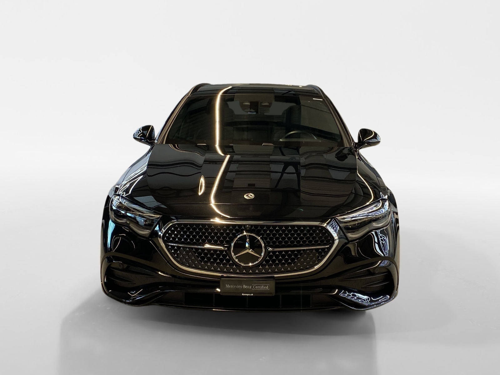 MERCEDES-BENZ E 200 AMG Line 4MATIC Kombi-image-1
