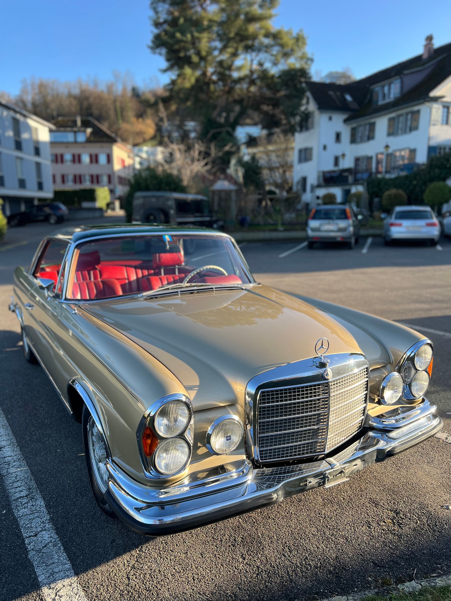 MERCEDES-BENZ 280 SE 3.5 Coupe Veteran 1 of 1-image-2