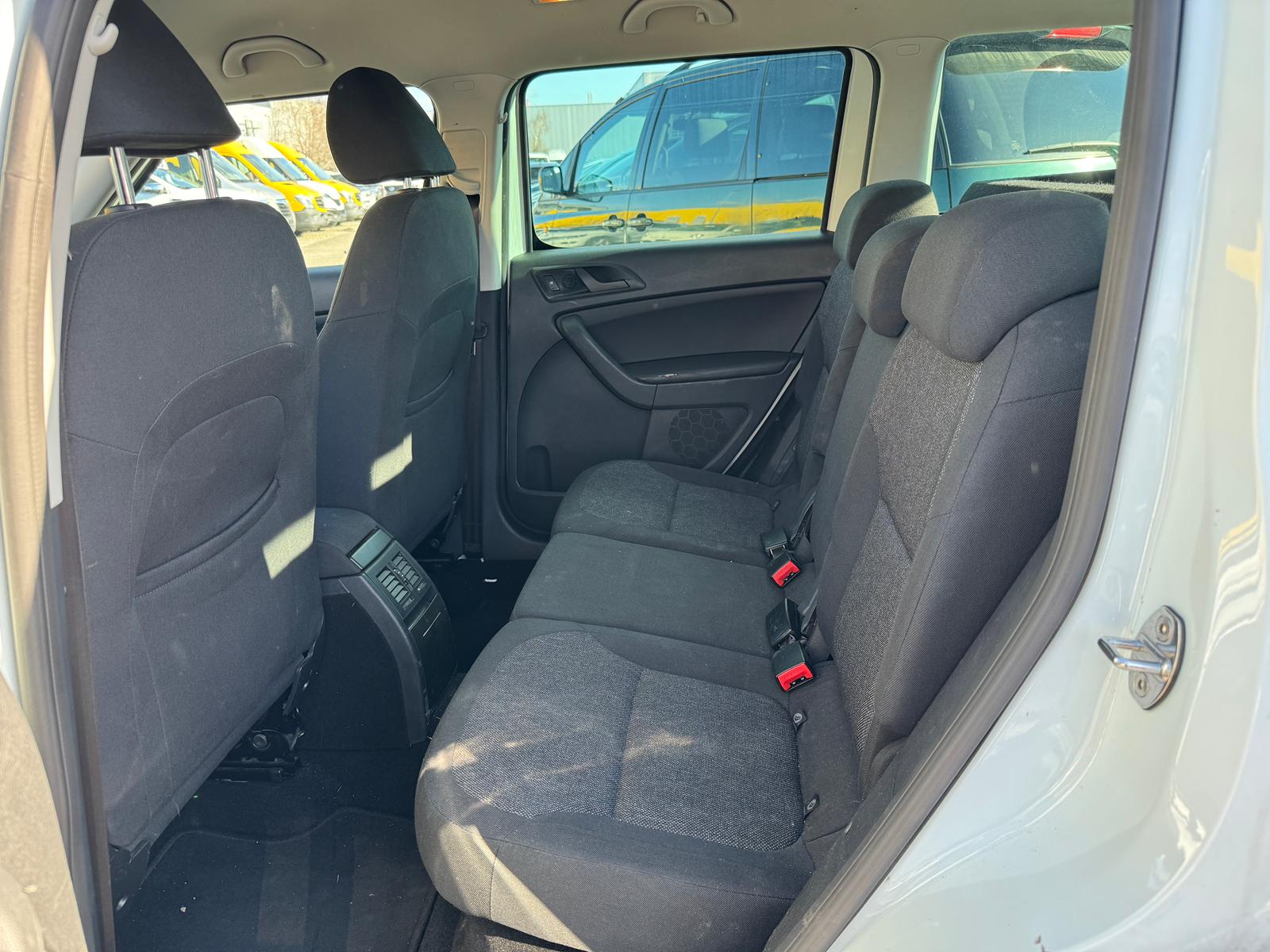 SKODA Yeti 1.8 TSI Ambition 4x4 DSG-image-6