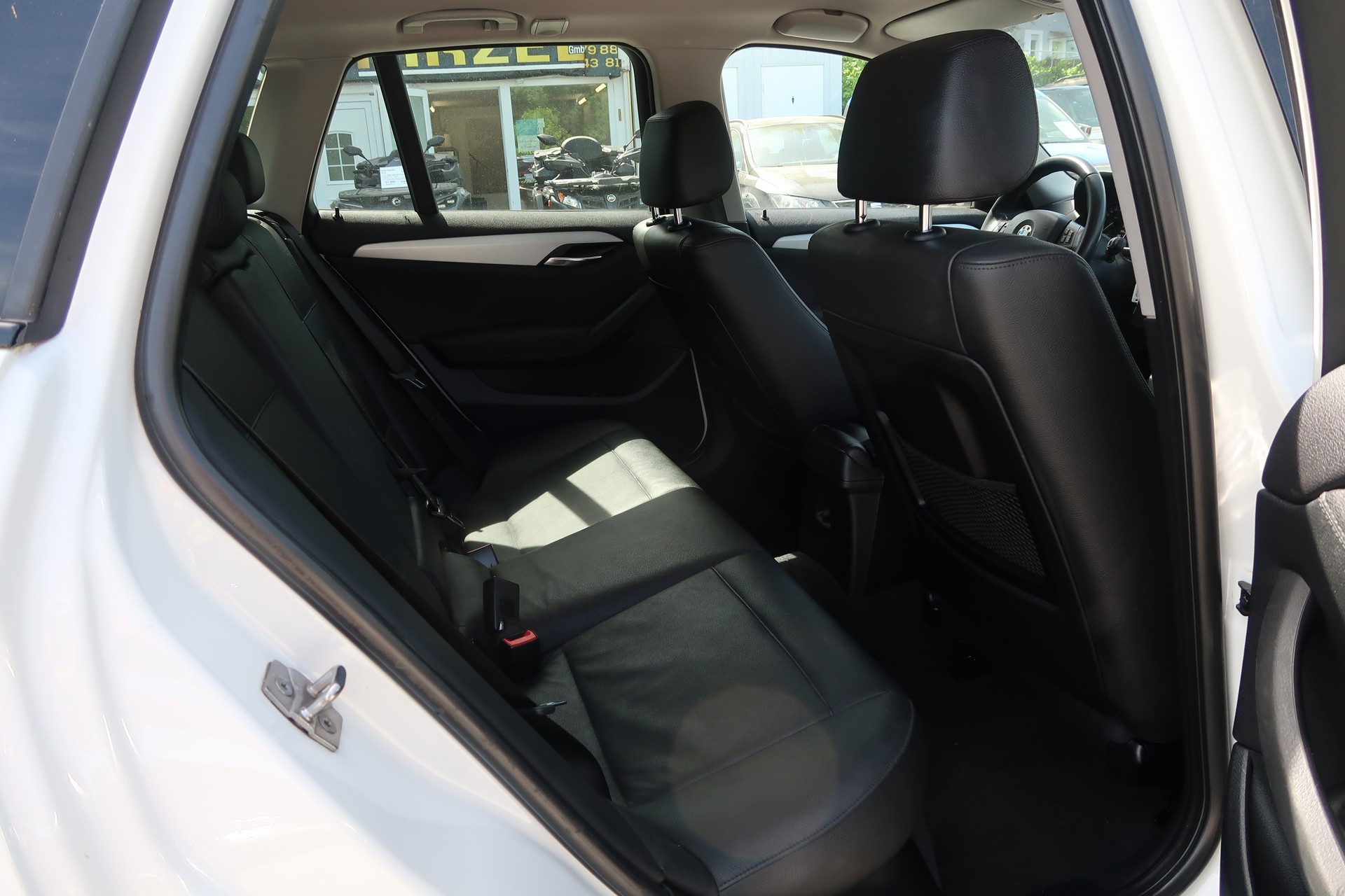 BMW X1 xDrive 20d Steptronic-image-11