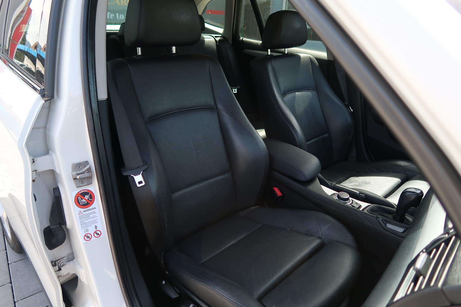 BMW X1 xDrive 20d Steptronic-image-10