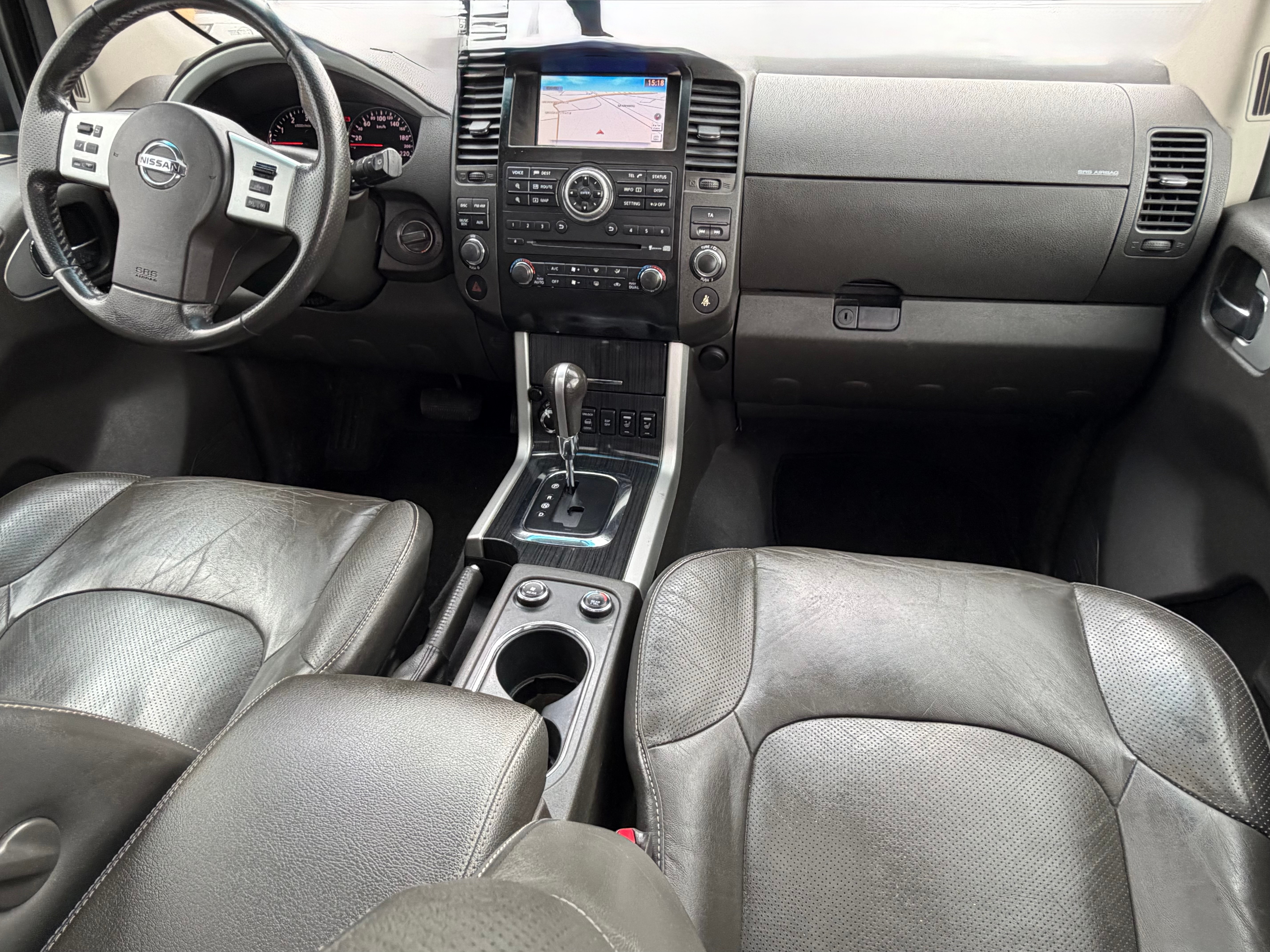 NISSAN Pathfinder 3.0 dCi LE Automatic — slika 12