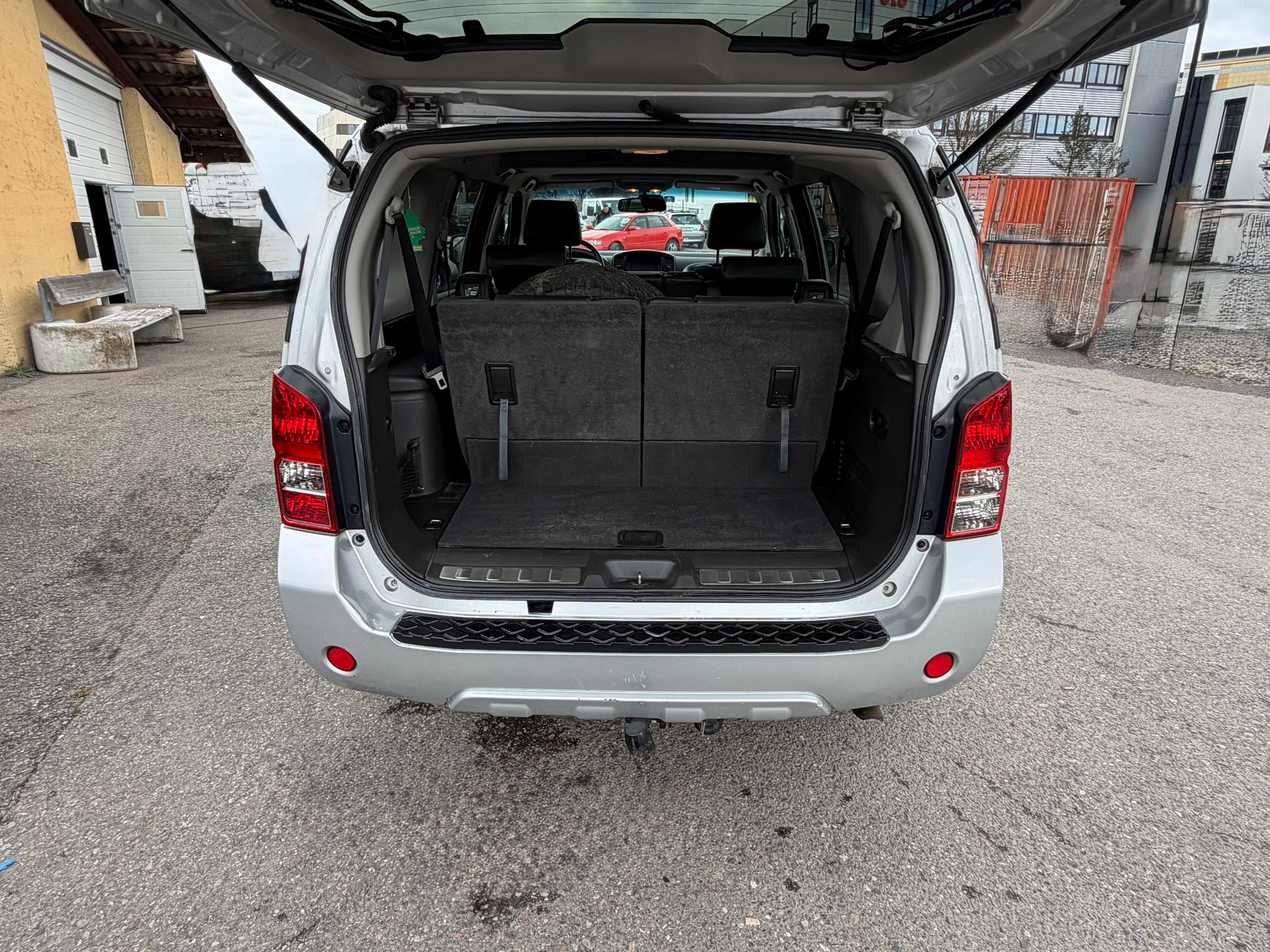 NISSAN Pathfinder 3.0 dCi LE Automatic-image-7