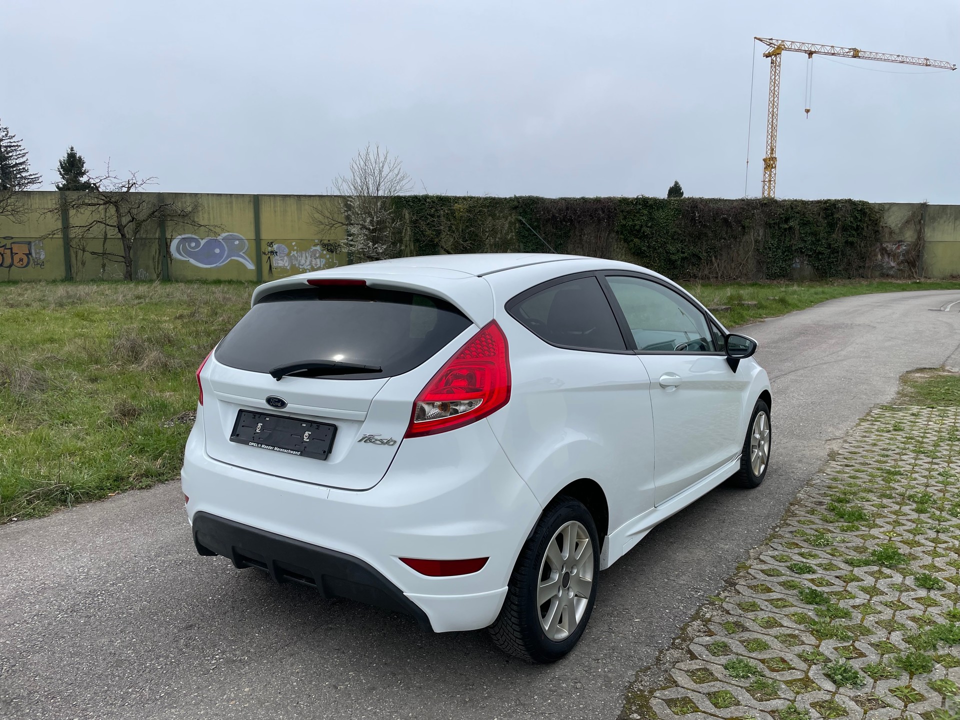 FORD Fiesta 1.6 16V Titanium-image-4
