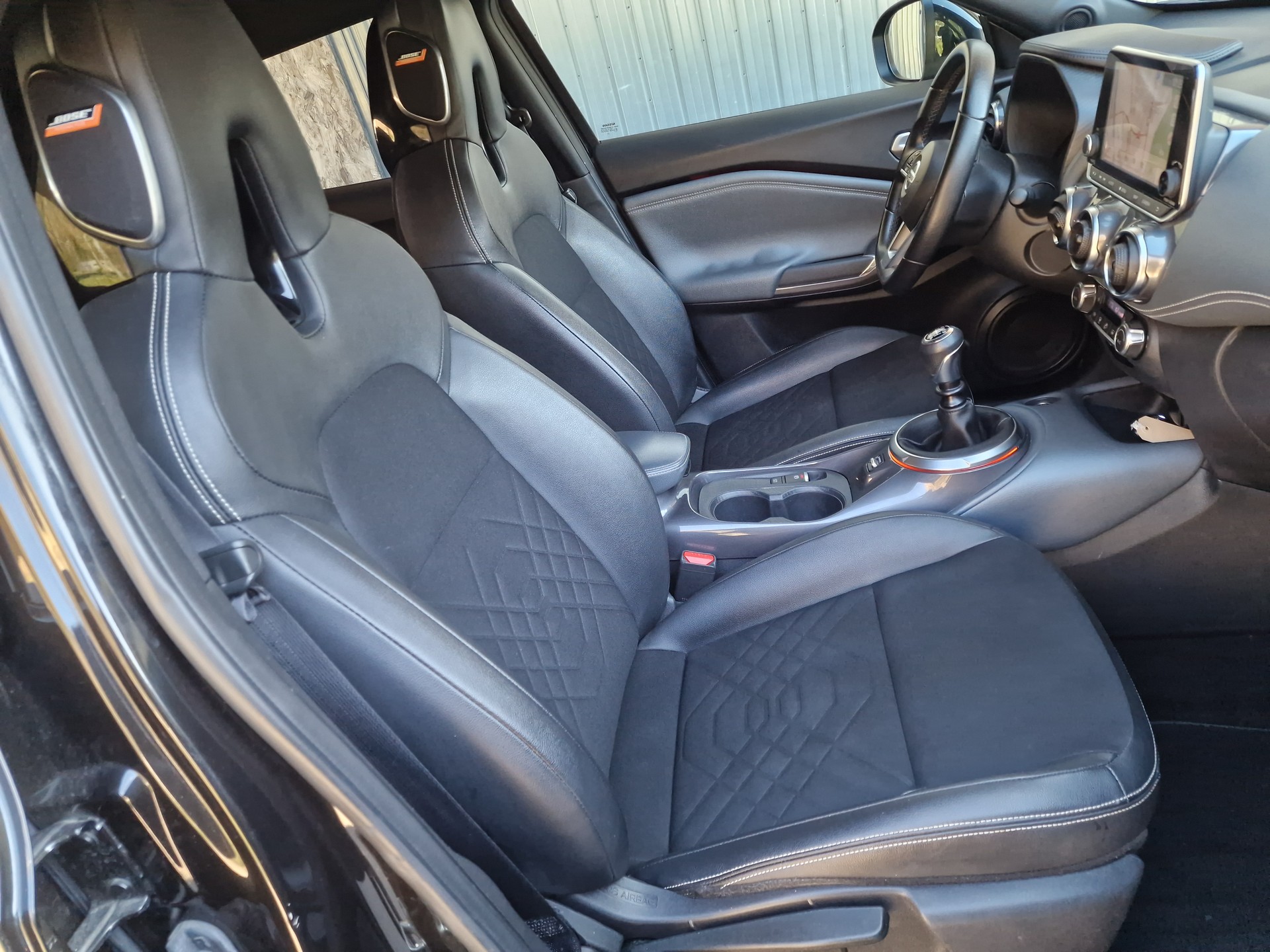 NISSAN Juke 1.0 DIG-T tekna-image-9
