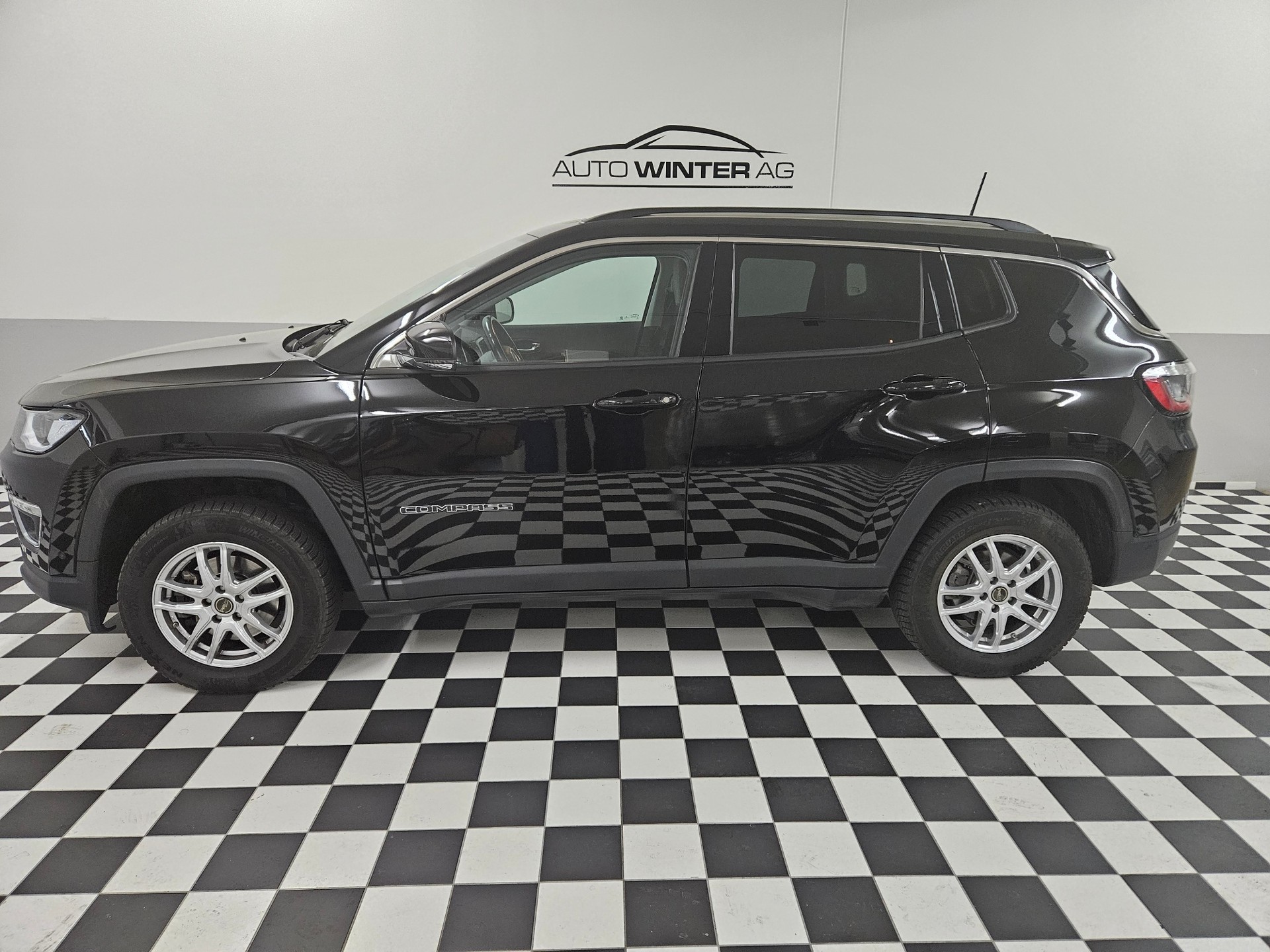 JEEP Compass 1.4 Turbo Limited AWD 9ATX-image-5