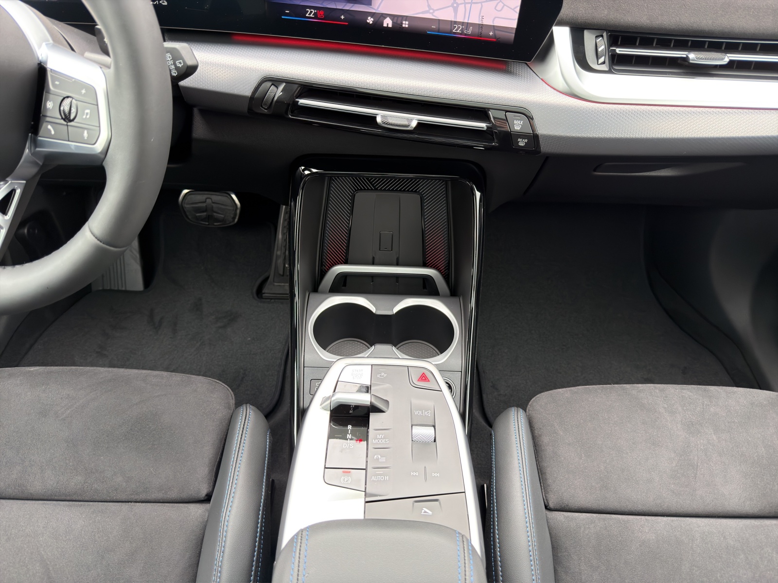 BMW X1 xDrive 30e M Sport Pro-image-12