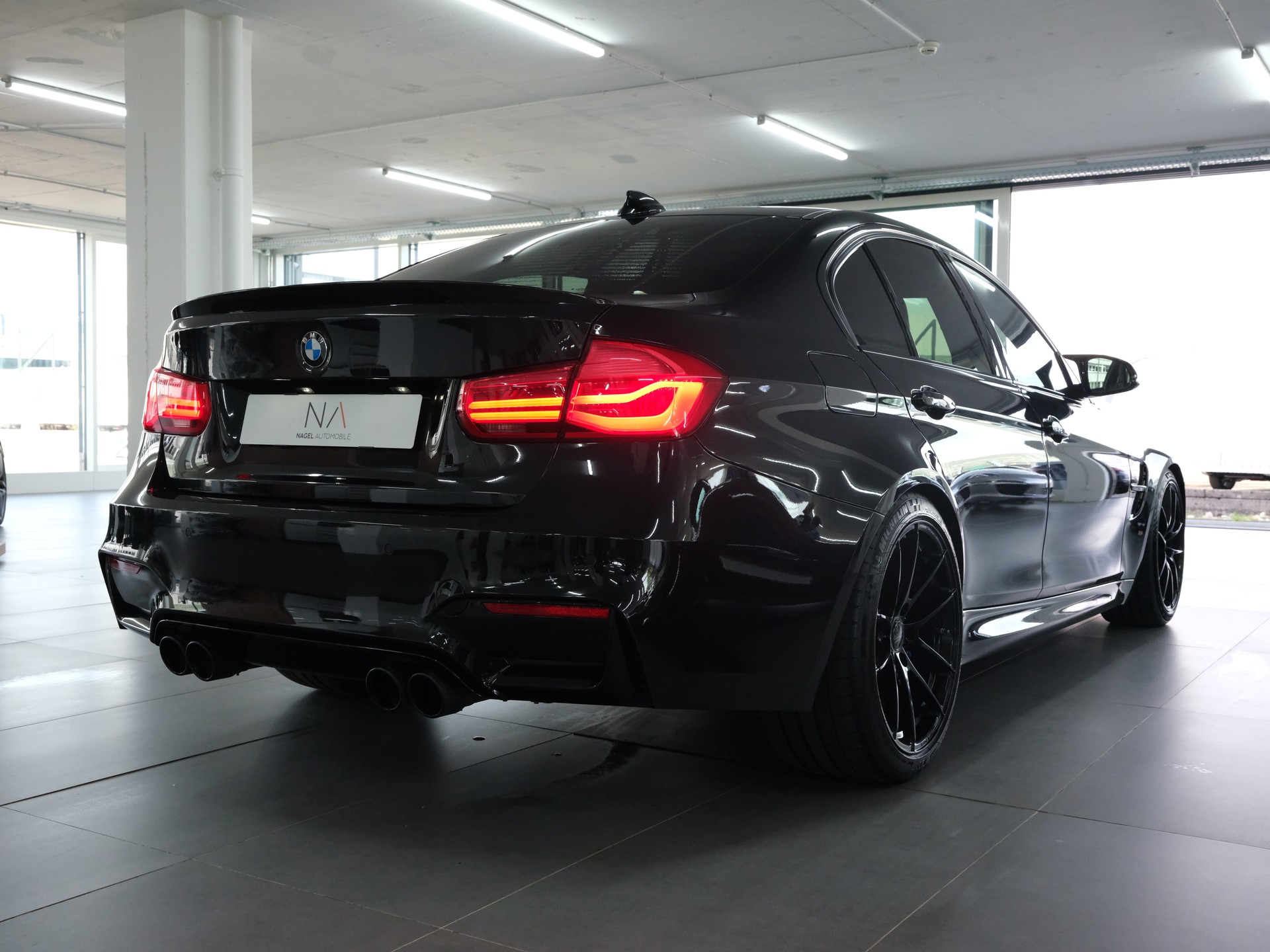 BMW M3 Drivelogic *H&R Federn* *AC Schnitzer Abgassanlage* *OZ Racing Felgen*-image-2