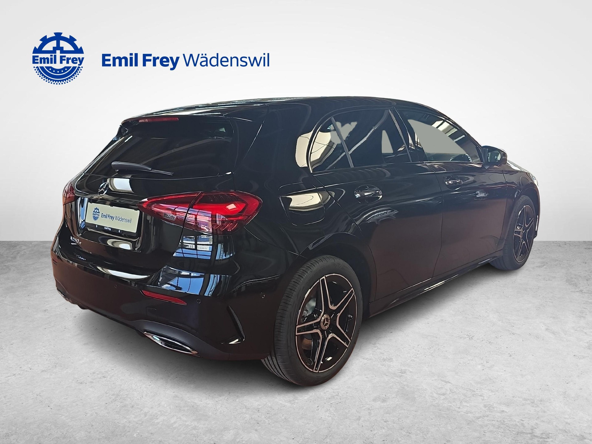 MERCEDES-BENZ A 250 e EQ Star AMG Line-image-3