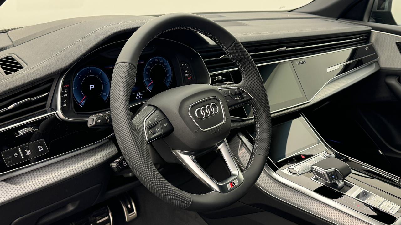 AUDI Q8 SUV TDI quattro 210 kW S line-image-6