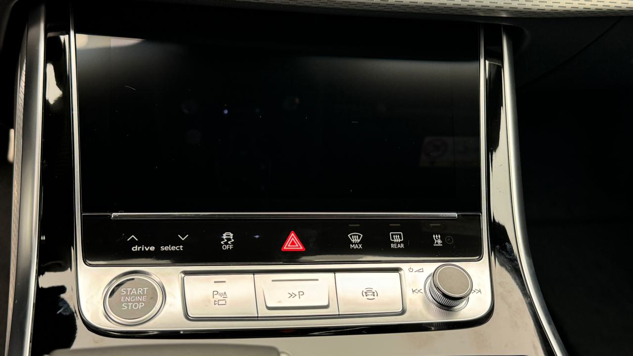 AUDI Q8 SUV TDI quattro 210 kW S line-image-7