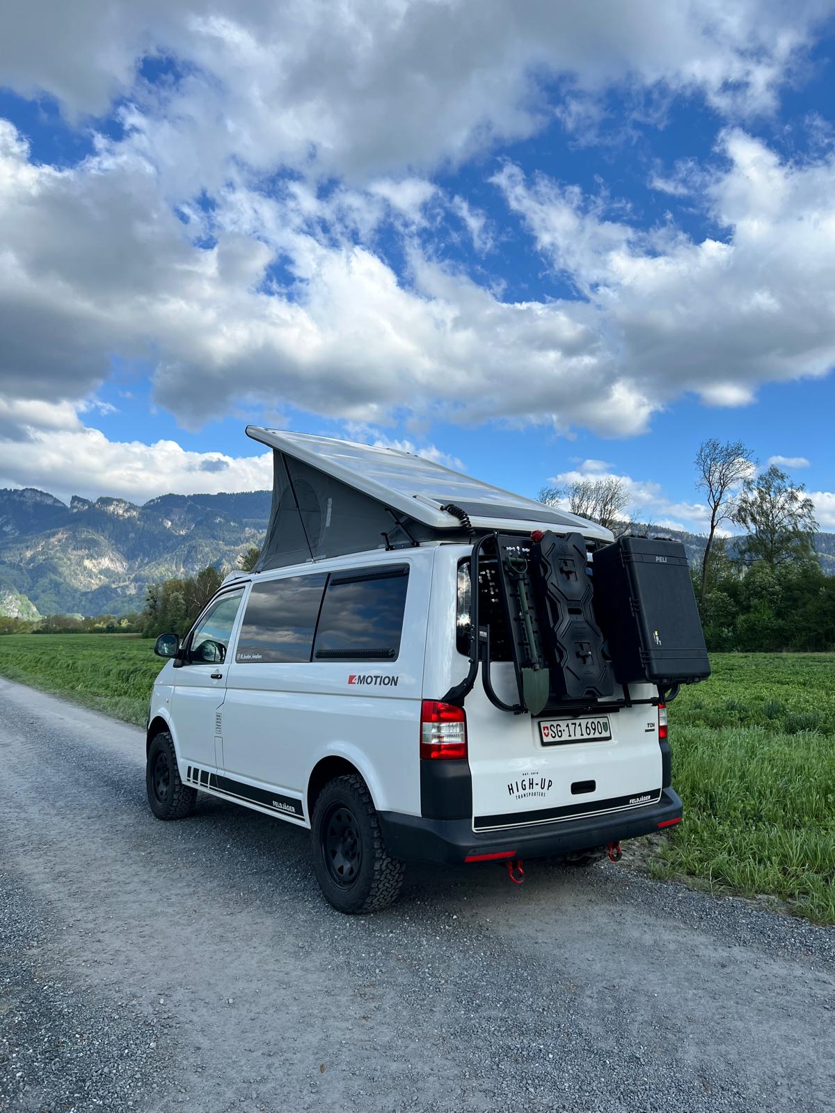 VW T5 2.0 Bi-Turbo 4Motion DSG-image-1