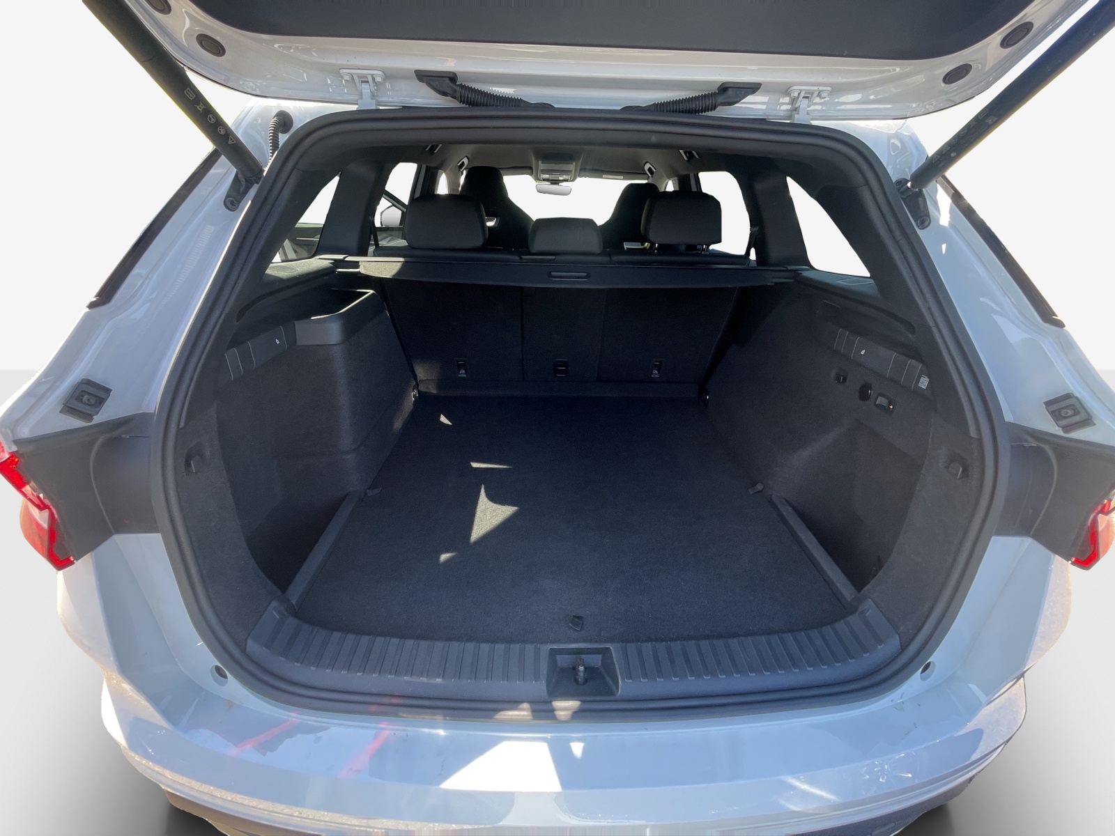 SKODA Kodiaq 1.5 TSI PHEV Sportline-image-12