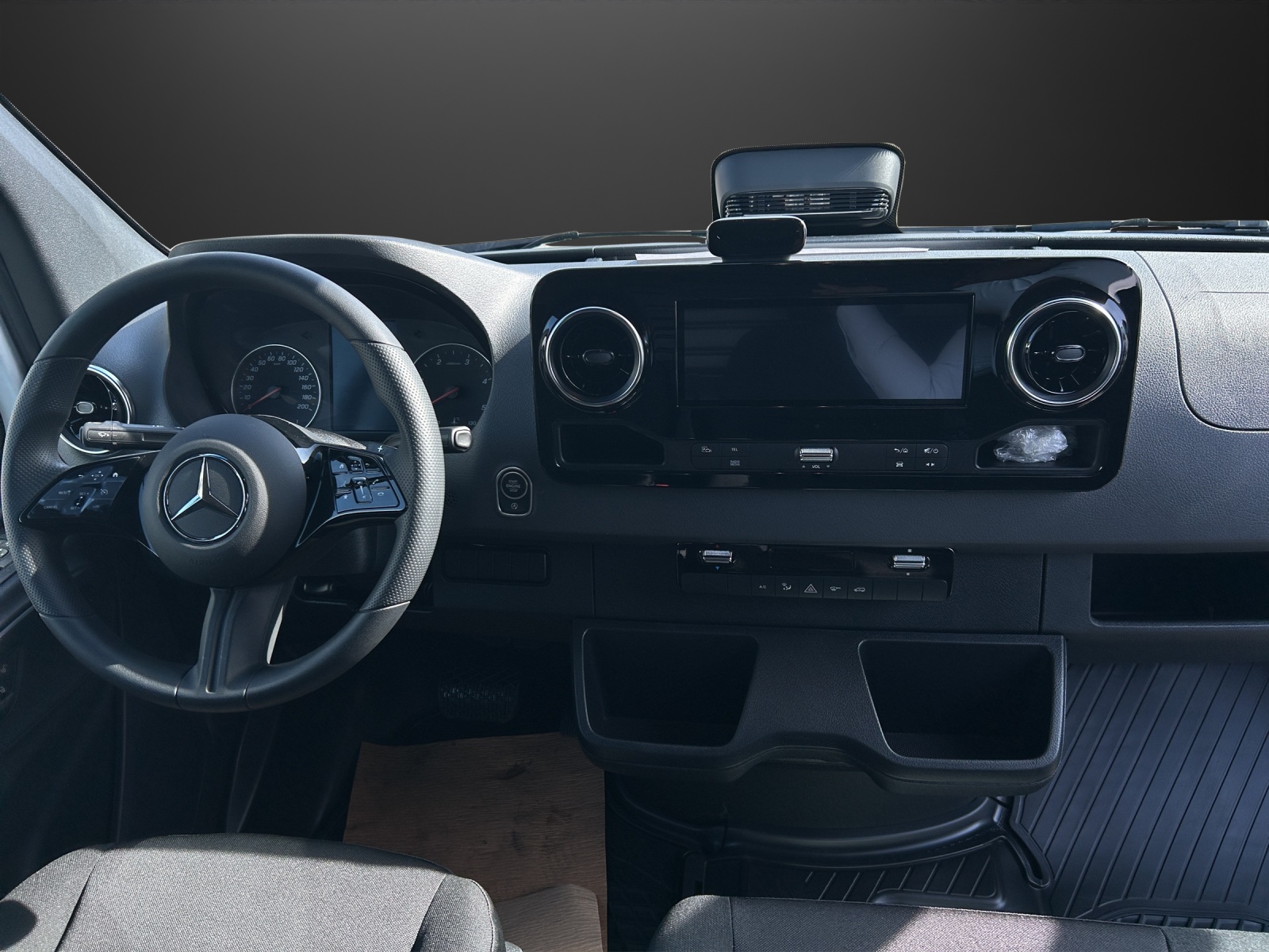 MERCEDES-BENZ Sprinter 315 CDI Standard 9G-TRONIC FWD-image-8