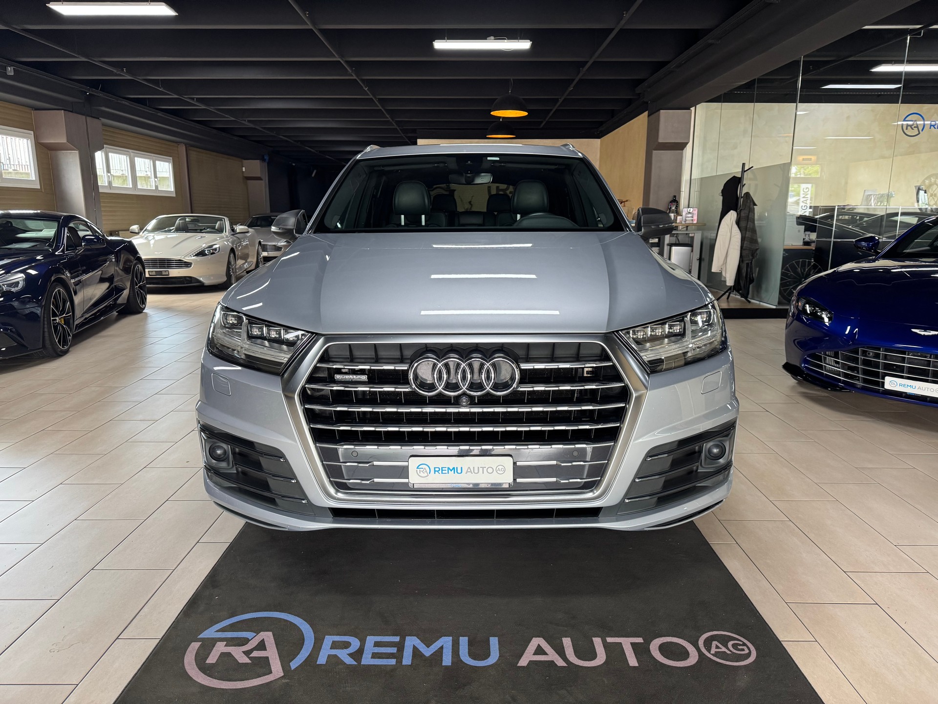 AUDI Q7 3.0 TDI quattro tiptronic-image-5