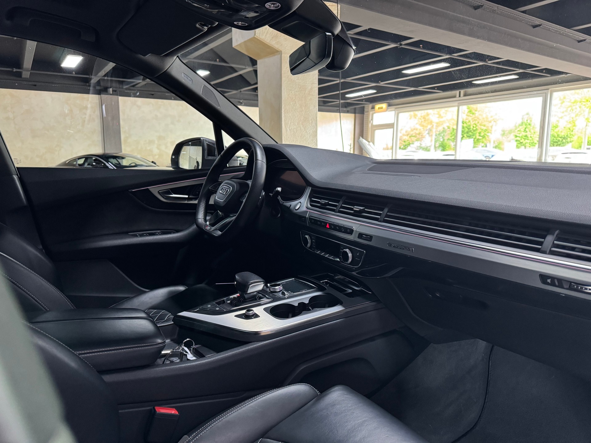 AUDI Q7 3.0 TDI quattro tiptronic-image-15