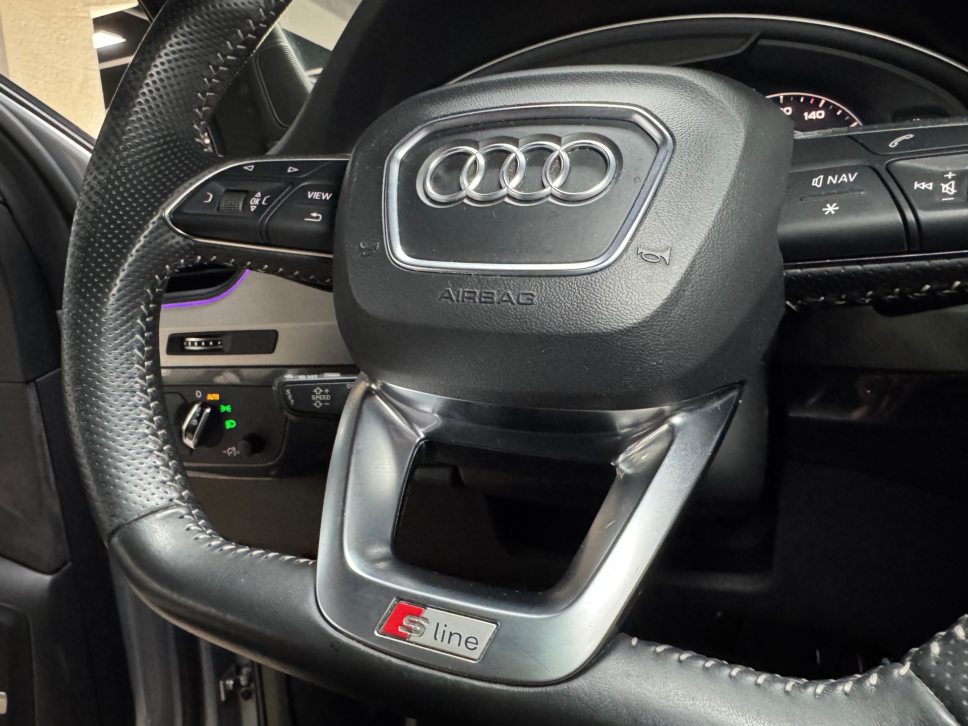 AUDI Q7 3.0 TDI quattro tiptronic-image-26